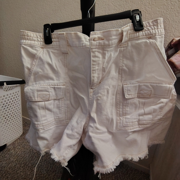 Pants - Ladies white shorts extra large